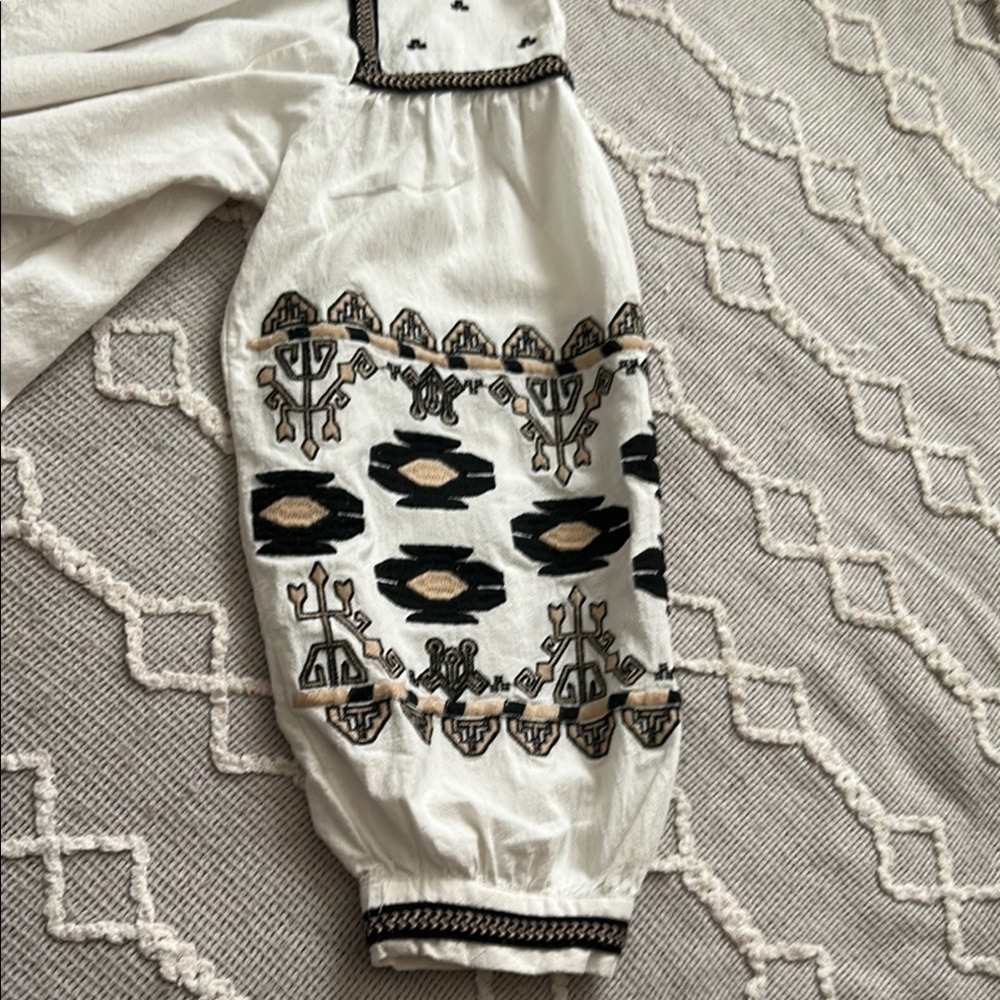 RD & Koko Tribal Embroidered Front-Tie Blouse Jacket - Picture 6 of 13